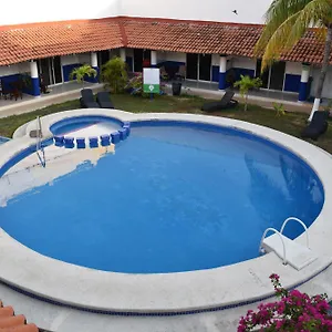 Hotel Plaza Almendros